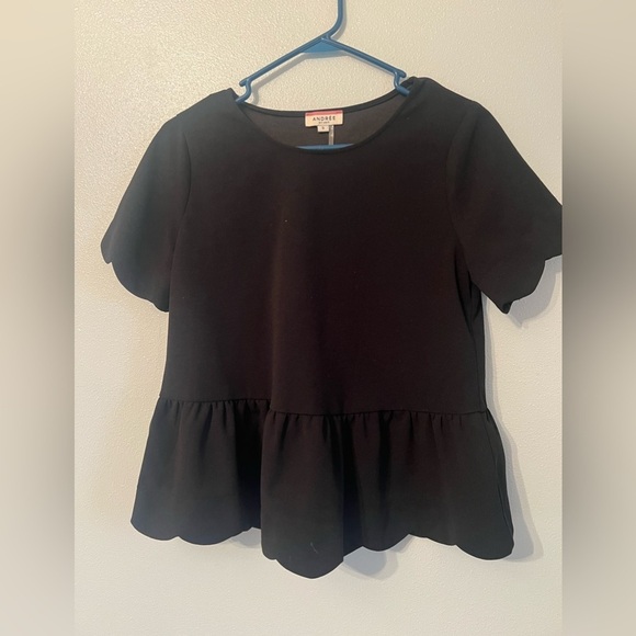 ANDREE BY UNIT Tops - Women’s Andree by Unit Black Babydoll Too Size Small